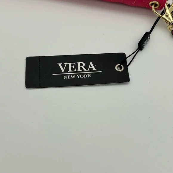 NWT Vera New York Quilted Zip-Around Wallet – Hot Pink with Gold Accents - Picture 4 of 7